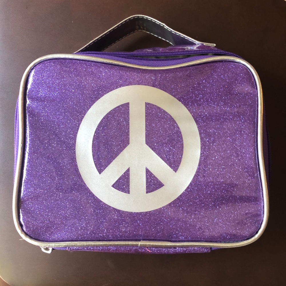 Girl’s lunch box